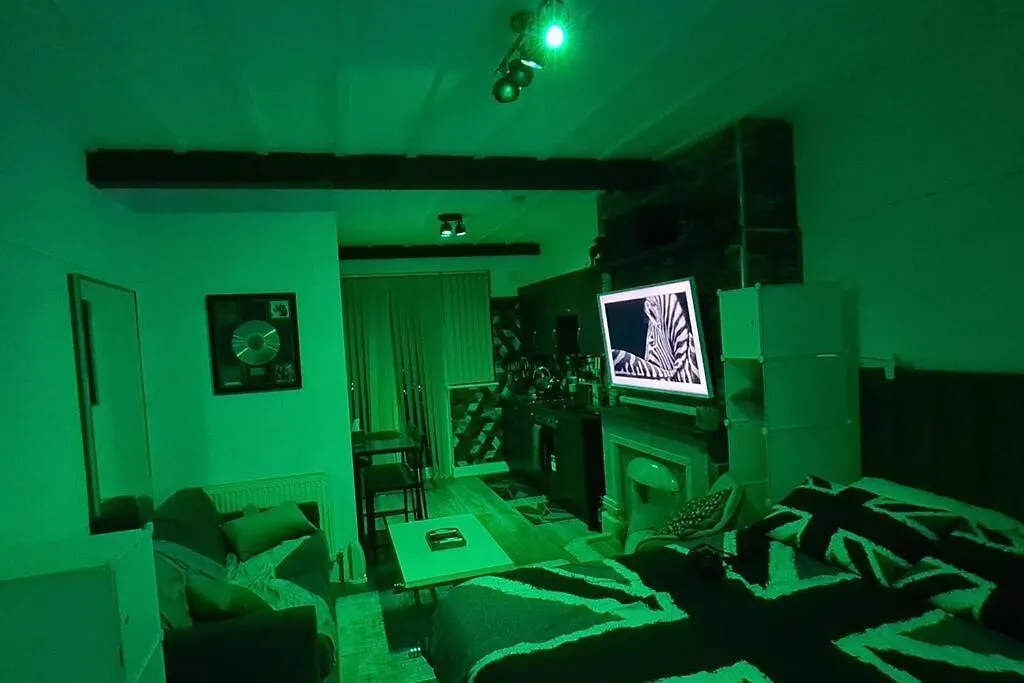런던 Luxury & Comfy City Break Studio 아파트 0*,  영국